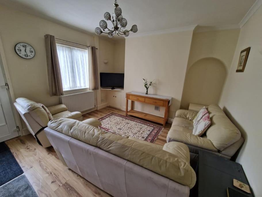 3 Bed Entire In Whitchurch, Shropshire